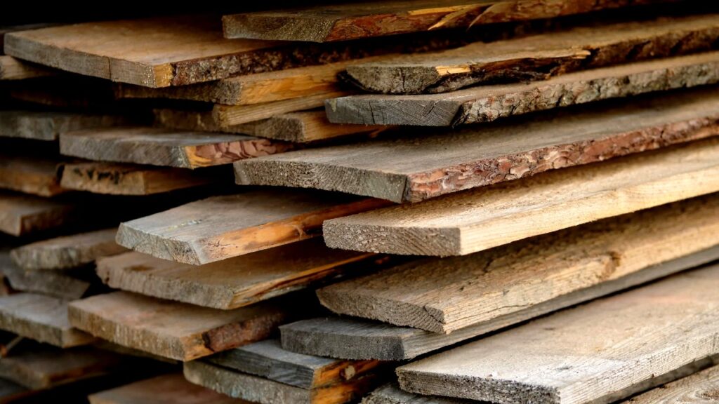 reclaimed-wood-pile